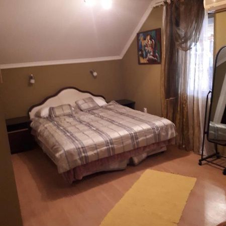 B&B Beli Andjeo Sremska Mitrovica Dış mekan fotoğraf