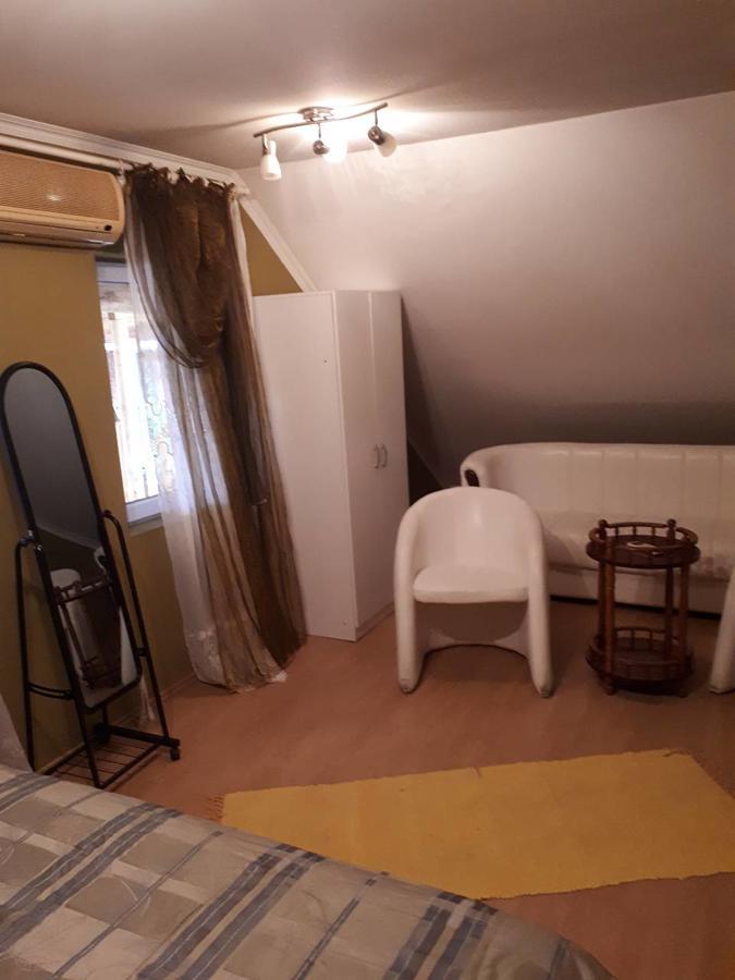 B&B Beli Andjeo Sremska Mitrovica Dış mekan fotoğraf
